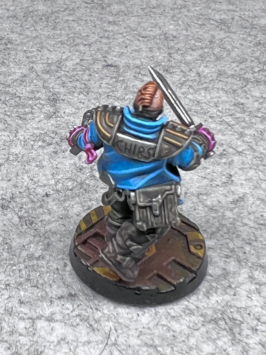Terminatortids's tweet photo. Playing around with an alternative colour scheme for some Necromunda Orlocks. https://t.co/YS7qTvmMep