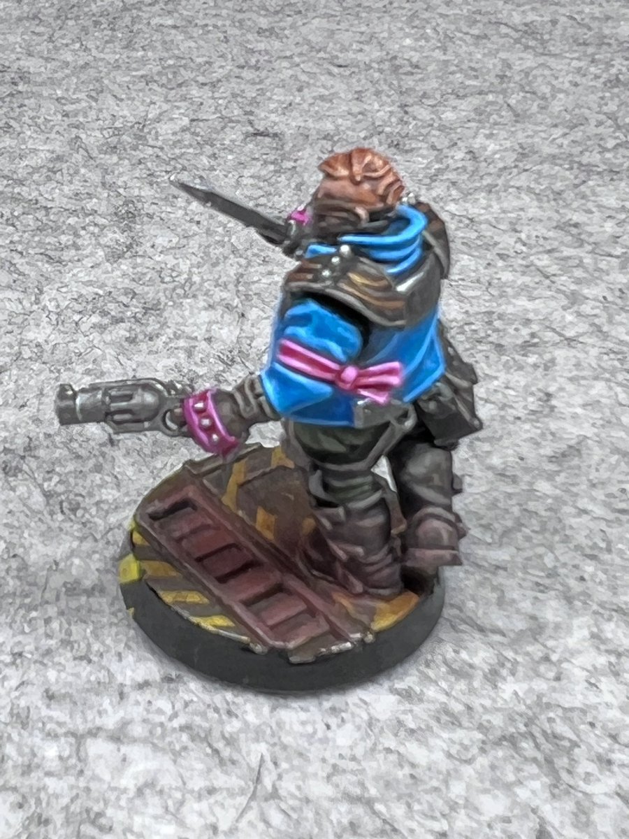 Terminatortids's tweet photo. Playing around with an alternative colour scheme for some Necromunda Orlocks. https://t.co/YS7qTvmMep