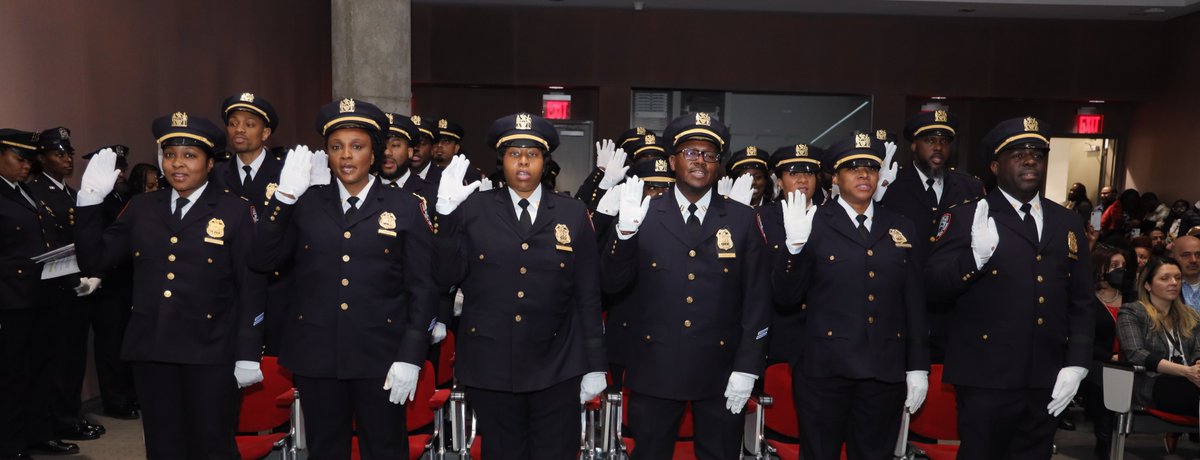 CorrectionNYC's tweet photo. Today a new class of Captains was sworn in!  This is the first Captains class since 2018. We are so excited for them as they excel in their career. Congratulations to them all! #BOLDPATHFORWARD
Click here for the press release: https://t.co/eEdQmMsQjF https://t.co/iuHGI0TYiZ