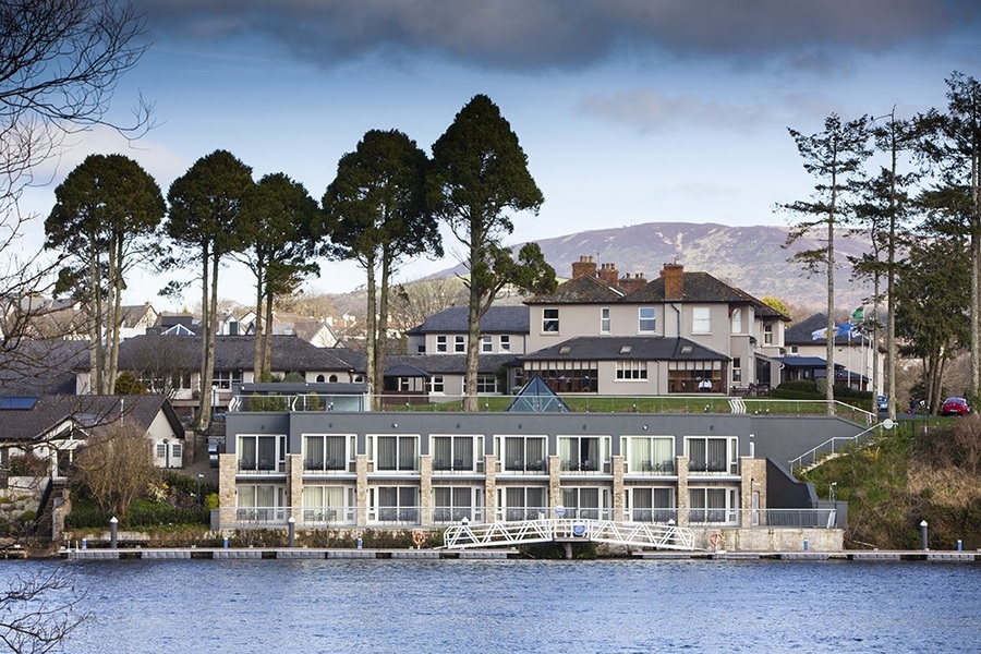 The Lakeside Hotel tweet media