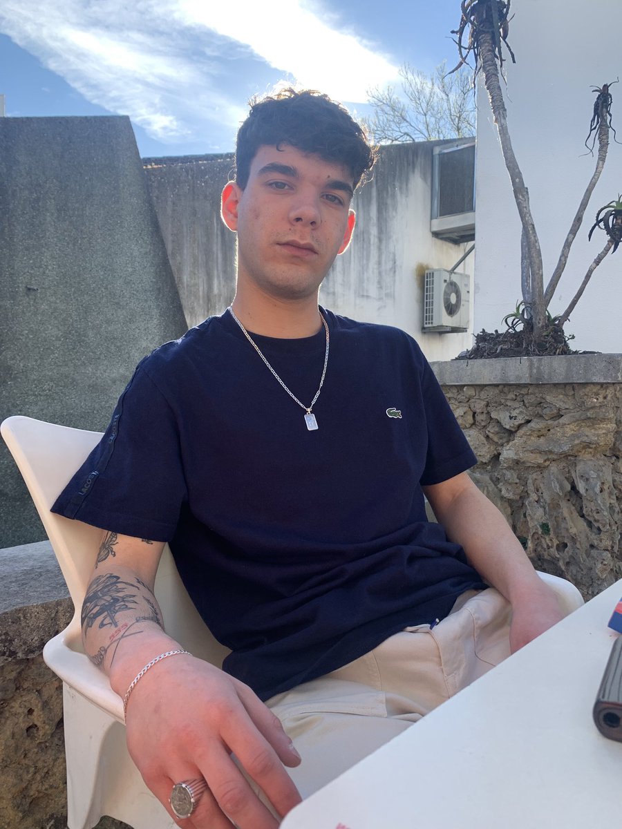hugo19carvalh0's tweet photo. 🫠 https://t.co/Jv7bTHu9Ac