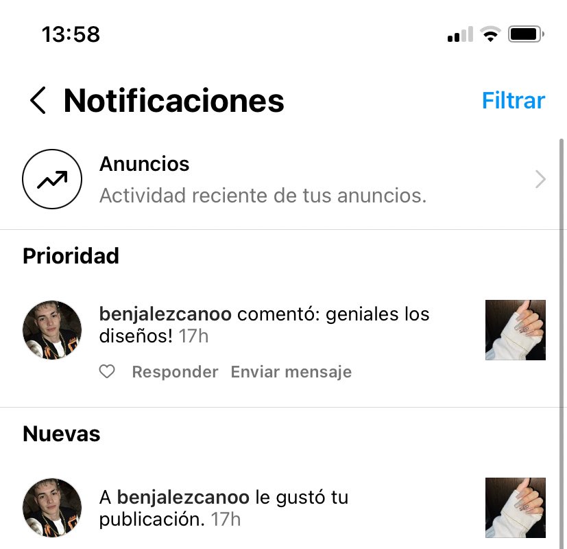 Tengo un amigo que siempre q subo foto de las uñas, me comenta algo, dice que así la gente piensa que soy muy buena porque un hombre me comentó jajaja lo amo😂😂❤️❤️
