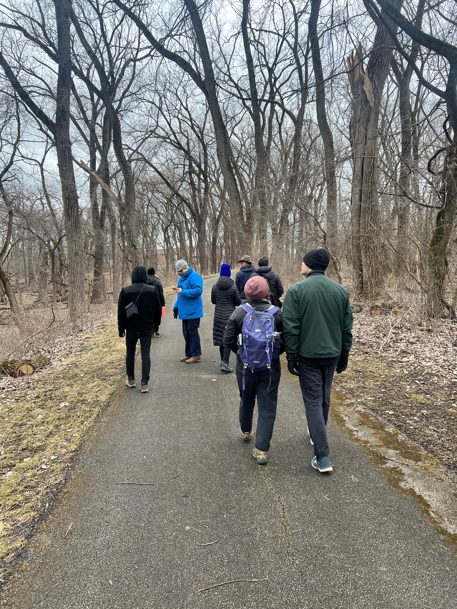 forestpreserves's tweet photo. Tomorrow is #InternationalForestDay! There are many ways to support the preservation of forests and show your appreciation! Whether youโre volunteering for a workday or simply taking a hike, we encourage you visit your nearest forest preserve! #fpdcc https://t.co/xdSu2DGUYE