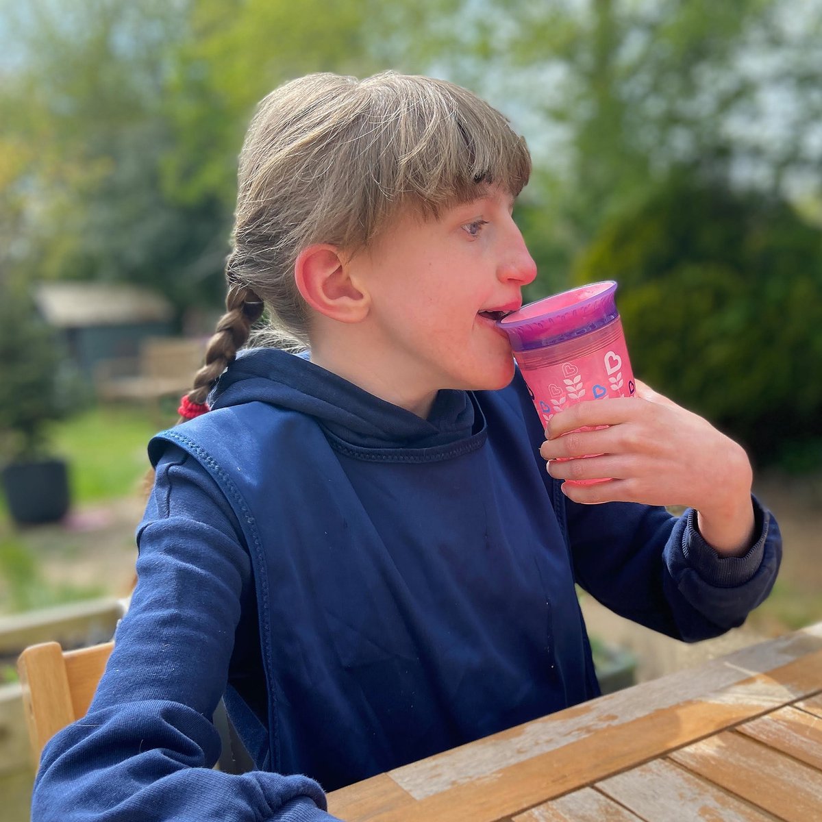CareDesignsUK's tweet photo. 🌸 Spring will be here before you know it and it's important for the ones you care for to feel comfortable when eating and drinking. Shop now (link in bio)

#disability #disabledandcute #disabledchildren #disabledmom #disabledkids #disabledcommunity #disabledfashion https://t.co/yRcyWKyCmR