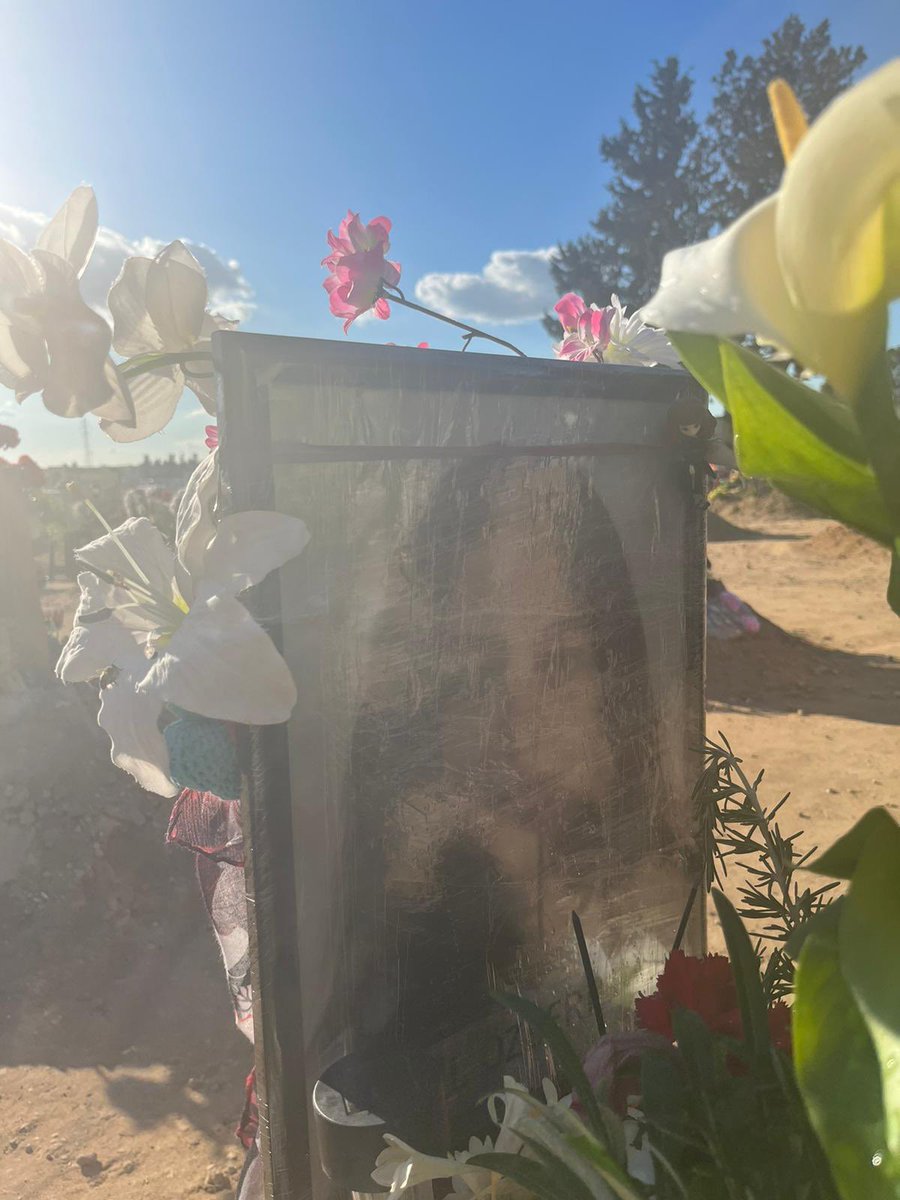 Betondan, demirden, herşeyden çalan hırsızlar, SAHİL’imizin renklerini de geleceğini de hayallerini de çaldınız. Yavrularımızın, arkadaşlarımızın canına kastettiniz. Kıbrıs’ta dinmeyecek acılara yol açtınız. Yanınıza kalacağını mı sandınız?#isiasyanınızakalmaz