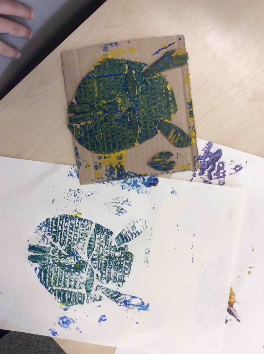 SPMVElm's tweet photo. Experimenting with colours and textures today in craft club. Don’t our collagraph prints look fantastic? https://t.co/01ENwWzOnK