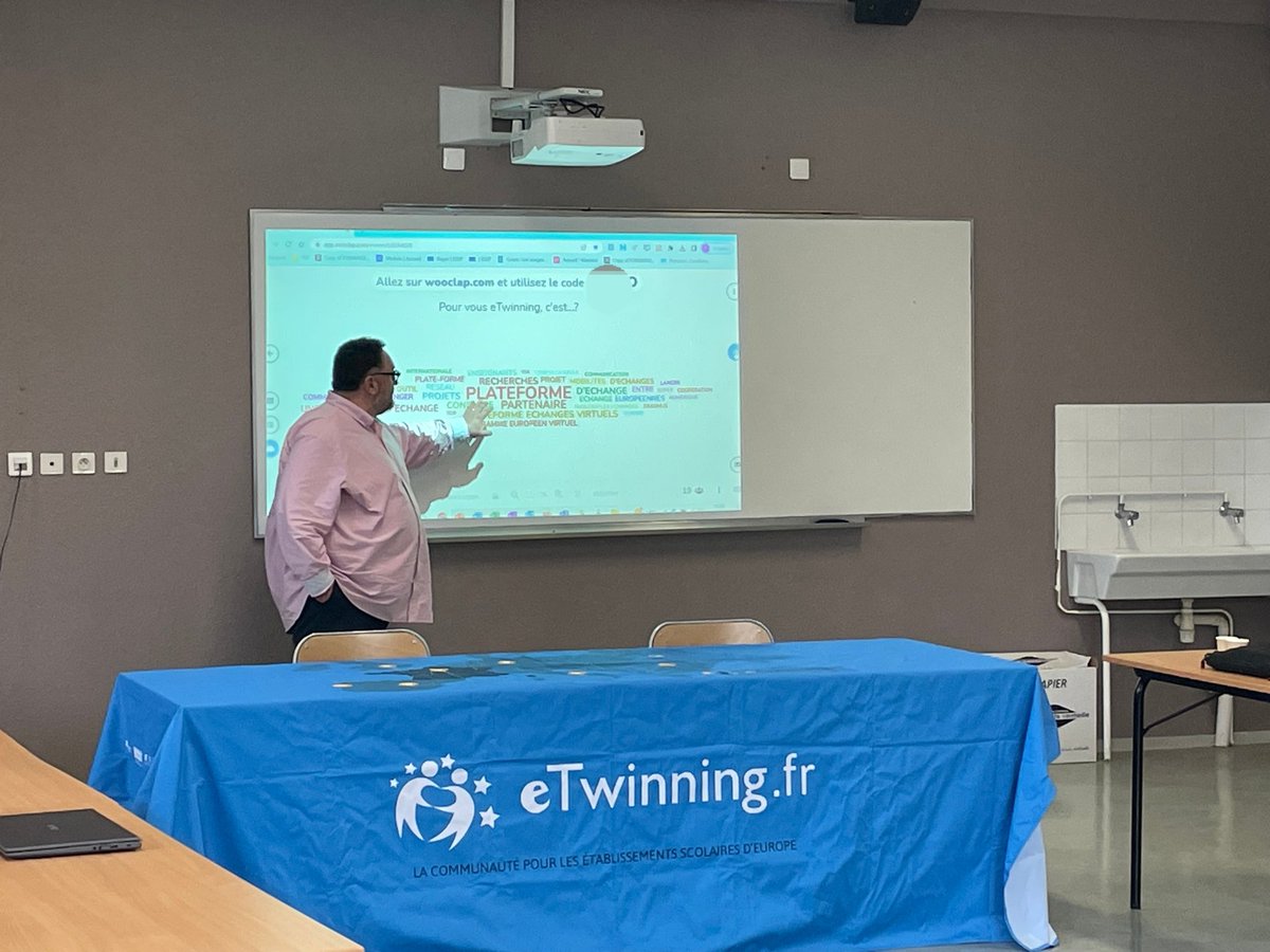 eTwinningMtp's tweet photo. Retour en image sur la Journée de formation eTwinning pour le réseau des lycées 66 au Lycée Alfred Sauvy de Villelongue Dels Monts, merci pour l'accueil et la bonne humeur. @eTwinningFrance merci à Claire de @canope_66 pour l'aide https://t.co/W2qj7b9jnW