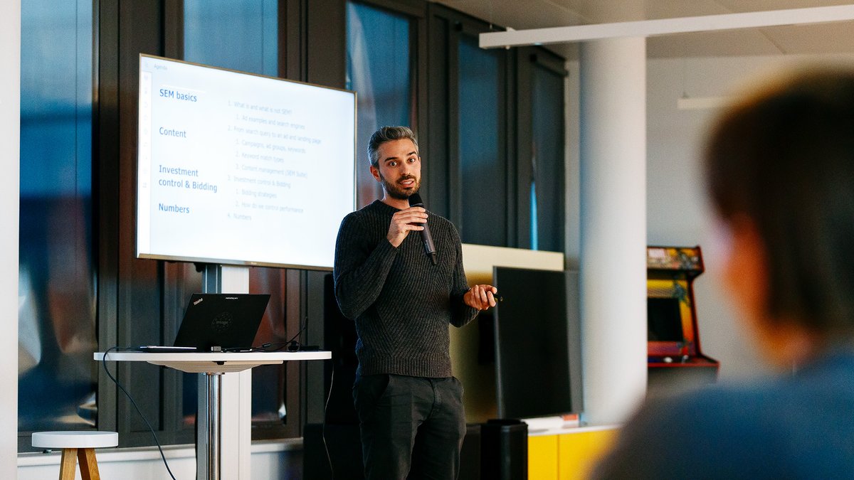 Lifeattrivago's tweet photo. We recently had the opportunity to learn more about SEM at trivago thanks to our new internal format called “Explain trivago like I’m a five-year-old” 🤓

#lifeattrivago https://t.co/5Fues7yjjA