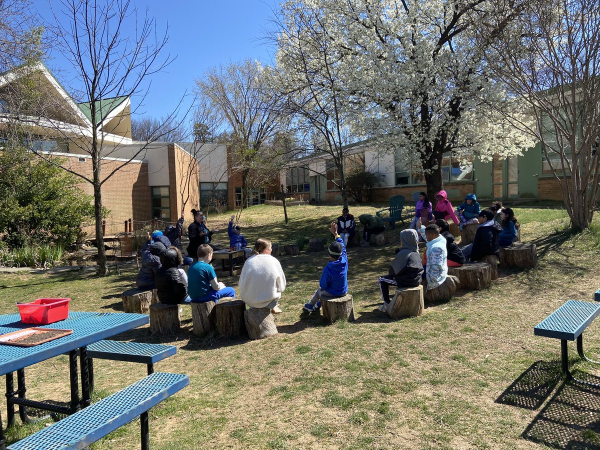 Maureen Nesselrode (@campbellaps) on Twitter photo A beautiful day for a lesson with Ms Amanda <a href="/Mrs_RossClass/">Caroline (McAleer) Ross</a> A beautiful day for a lesson with Ms Amanda <a href="/Mrs_RossClass/">Caroline (McAleer) Ross</a>
