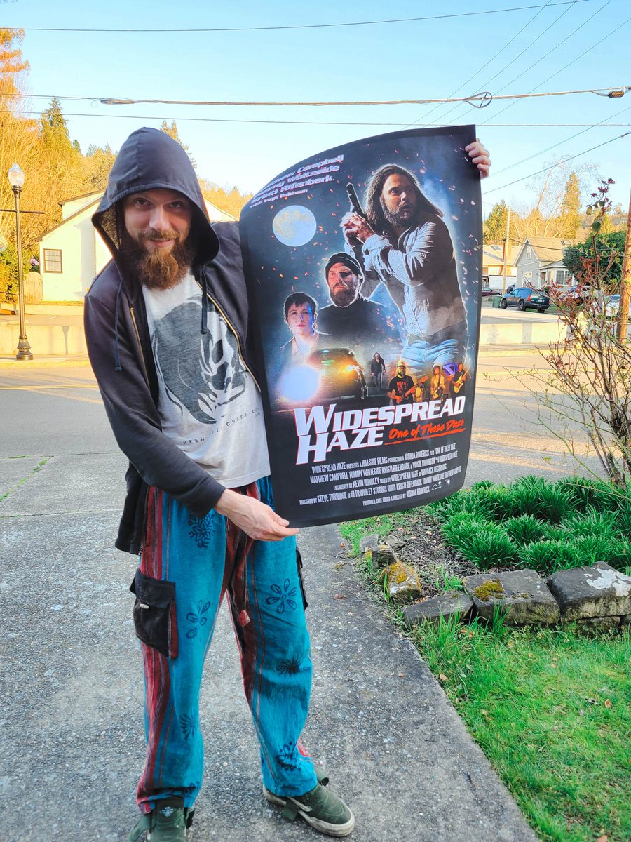 Posters are in! Leading up to our 'One of These Daze' video release on Saturday, March 25, we're trying to grow our YouTube channel by GIVING AWAY a full-size, signed poster, designed by our video producer Joshua Roderick 🎥 To enter, visit: widespreadhaze.com/giveaway 
#musicmonday