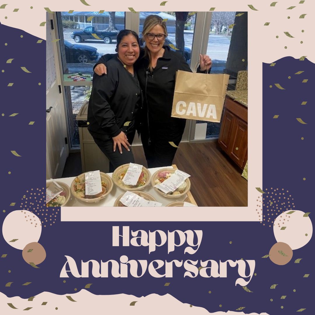 DrSarahMorris's tweet photo. Happy Anniversary to these two!  Thanks #Cava for the yummy lunch. https://t.co/plqEYmQQJy