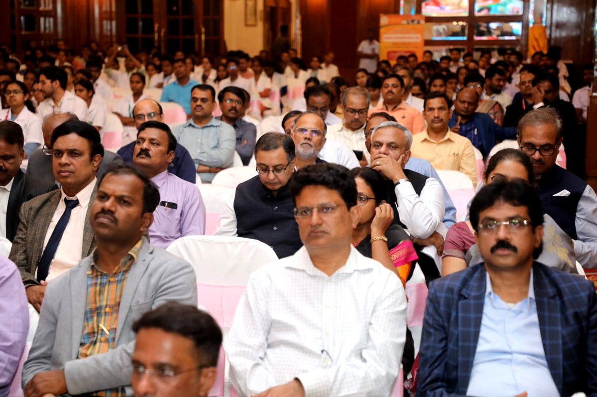 DrSudhakar_'s tweet photo. ಮಾರ್ಚ್ 25ರ ವರೆಗೆ ನಡೆಯಲಿರುವ ಈ ಬೃಹತ್ ಅಭಿಯಾನದಲ್ಲಿ ಪಾಲ್ಗೊಳ್ಳಿ, ನಿಮ್ಮ ಸಲಹೆಗಳನ್ನು +91 8595-158-158 ಸಂಖ್ಯೆಗೆ ವಾಟ್ಸ್‌ಆಪ್ ಮಾಡಿ ಅಥವಾ https://t.co/IwBnB52MLr ವೆಬ್‌ಸೈಟ್‌ಗೆ ಭೇಟಿ ನೀಡಿ.

ನವ ಭಾರತಕ್ಕಾಗಿ ನವ ಕರ್ನಾಟಕ ಕಟ್ಟುವ ಕೆಲಸದಲ್ಲಿ ಕೈಜೋಡಿಸಿ.

4/4 https://t.co/J27KM7GdKE