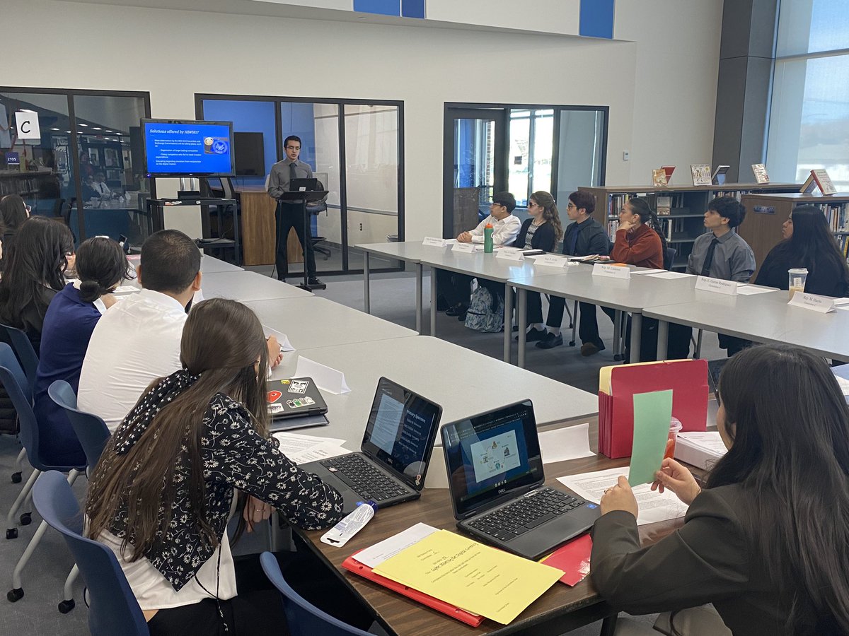 CandaceFikis's tweet image. A great day at West Chicago HS for Government mock committee hearings &amp;amp; students defend their bill ideas tackling topics like homelessness, underage drinking, border security, environmental issues, inflation, term limits, media privacy, death penalty &amp;amp; more.#WeAreWeGo