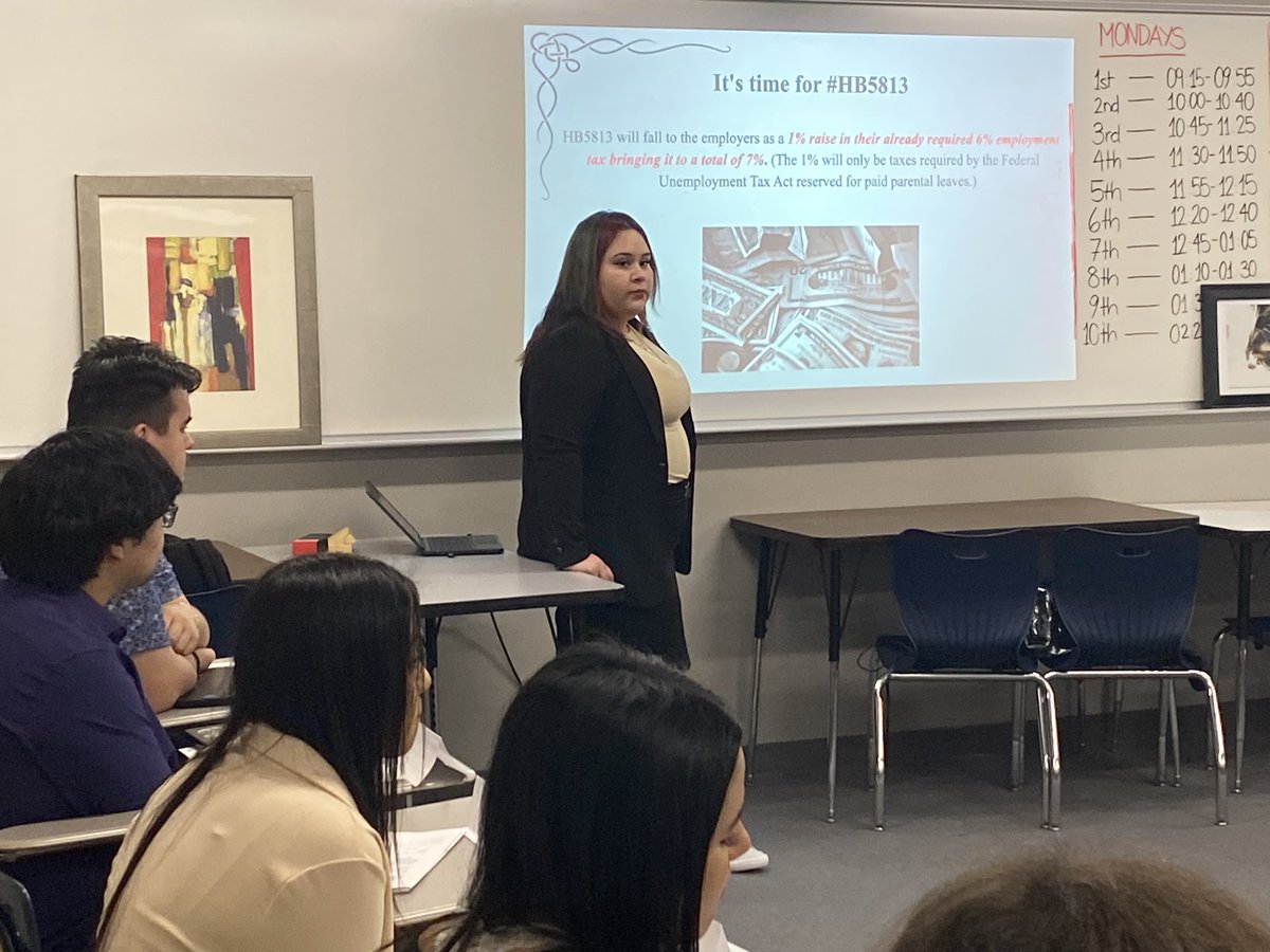 CandaceFikis's tweet image. A great day at West Chicago HS for Government mock committee hearings &amp;amp; students defend their bill ideas tackling topics like homelessness, underage drinking, border security, environmental issues, inflation, term limits, media privacy, death penalty &amp;amp; more.#WeAreWeGo
