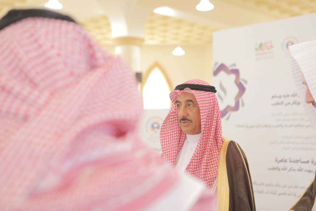 ShbabRk's tweet photo. محافظ #رياض_الخبراء أ. فهد بن حسن السلطان بحضور نائب مدير فرع وزارة الشؤون الإسلامية بالقصيم الشيخ أحمد ال��شيقح يدشن مبادرة "#مساجدنا_عامرة"..
ويثني على جهود لجنة شباب ��لمحافظة بإقامة هذه المبادرة المباركة التي تهتم ببيوت الله .
ويشكر راعي المبادرة #شاي_خدير على رعايته المبادرة . https://t.co/uKSq4krKn4