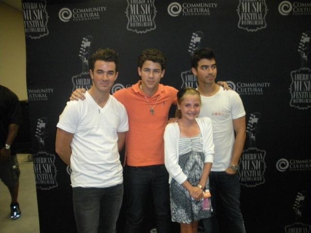 65MilesIn65Hours4CF tweet media