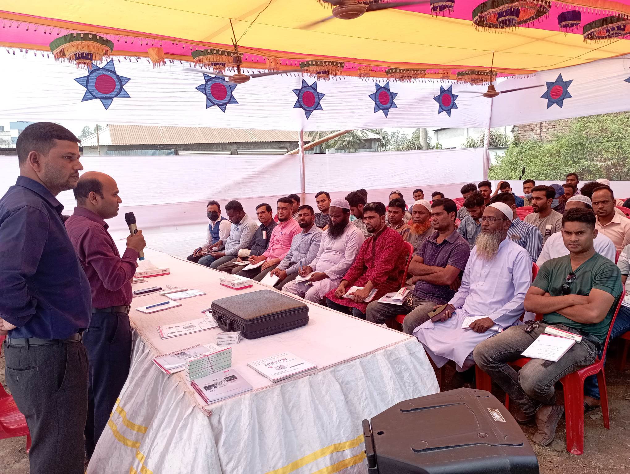 কালিয়াকৈরে রুমাইছা হাসপাতালে দিন ব্যাপী বিনামূল্যে চিকিৎসা সেবা