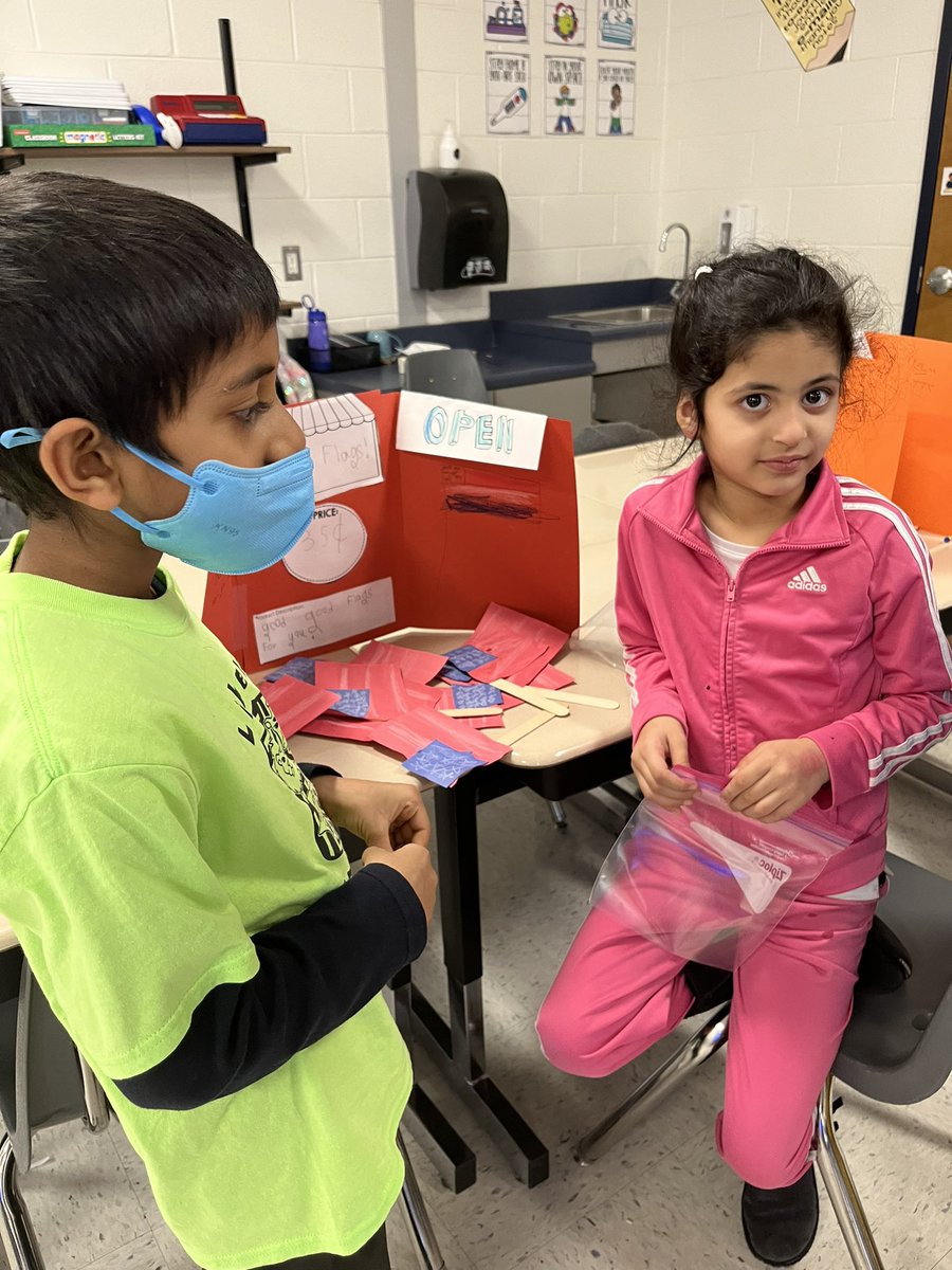 MrsCannon_LIB's tweet photo. Market Day PBL! #firstgrade https://t.co/ErfHvsWadr