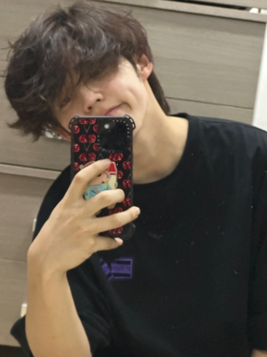 aboutscoups's tweet photo. seungcheol’s fluffy hair 🥹 https://t.co/dGomCWbjEy