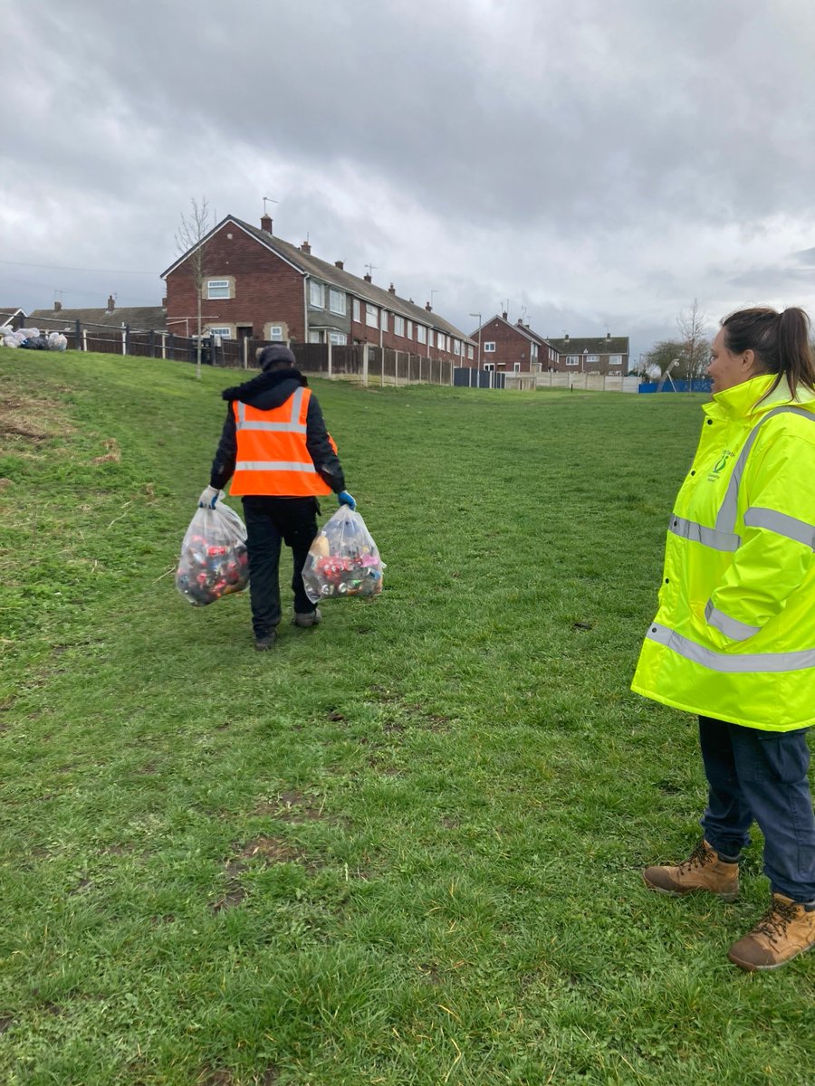 Lucy Henderson tweet media