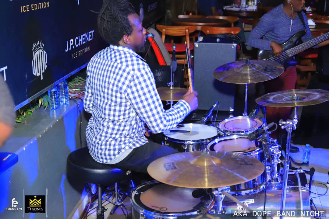 UweraLyndah's tweet photo. Tomorrow we are back at thrones for live band. #ThronesKampala https://t.co/JiXwpx0Igf