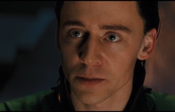 havanesemom13's tweet photo. Oil bills are expensive, just heat your house by staring at intense Loki eye contact https://t.co/UZTrVxaupu