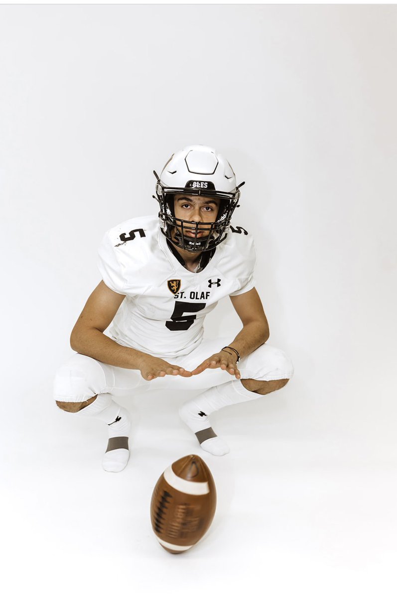 Thanks for having me <a href="/JamesKilian/">James Kilian</a> <a href="/StOlafFB/">St. Olaf Football</a> <a href="/mkleinschrodt20/">Mitchell Kleinschrodt</a>