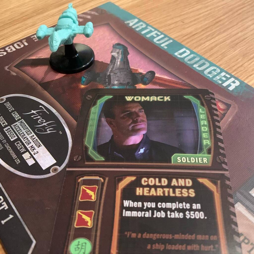 tabulaludo's tweet image. Am Wochenende sind wir unter die Weltraum-Cowboys gegangen und haben #fireflythegame gespielt. 
🤠🤠🤠
Wer kennt die Fernsehserie von Firefly Aufbruch nach Serenity (deutsche Erstaustrahlung 2009) noch? 

@galeforcenineofficial 
@mad_jump @fizzblizz 
#brettspiele #brettspielsüc…