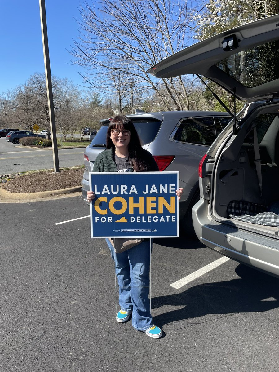 LauraJaneCohen's tweet photo. Today is three months from primary day and it's official - we're on the ballot! I am beyond thankful for our amazing volunteers who helped collect signatures and look forward to becoming the Democratic nominee for HD-15! https://t.co/HYl0Rb6Ysc