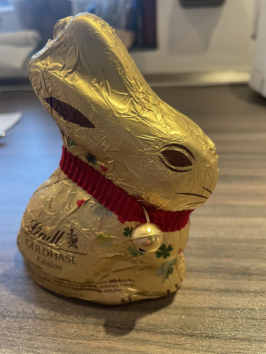 NCB_Concept's tweet photo. Nr. 1 ist indahouse. Er fühlt sich etwa einsam aber is ja auch noch früh. #Hasi🐰 Danke #thimc 😍 https://t.co/rUhLrenEMN