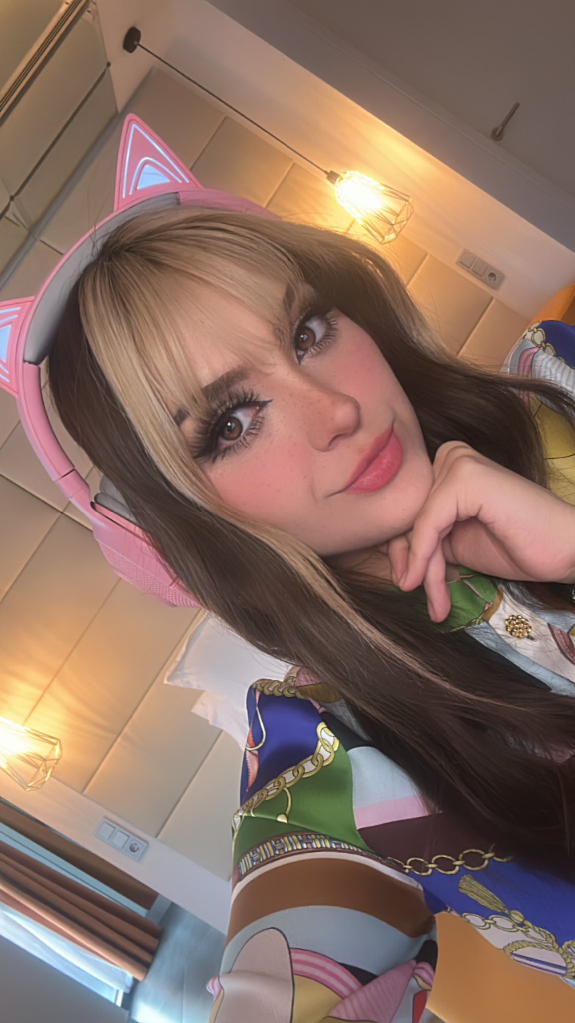 Ari Gameplays 🤍 on Twitter: En vivo desde el setup de España ️ https 