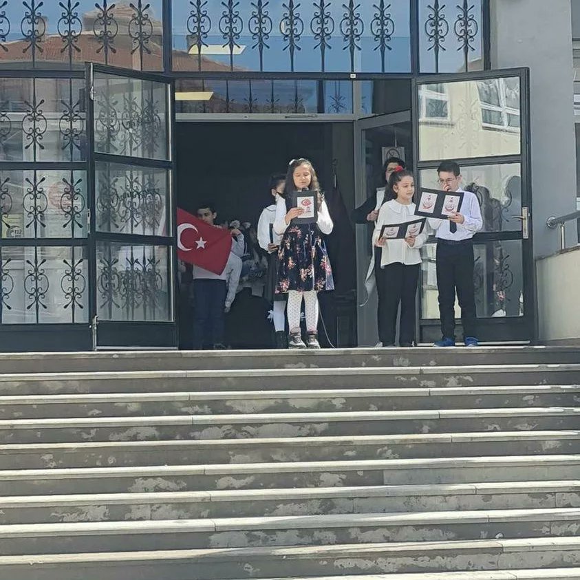 18 Mart Çanakkale Zaferi ve Şehitleri Anma Günü ,okulumuzda çeşitli etkinliklerle kutlandı.🇹🇷🇹🇷