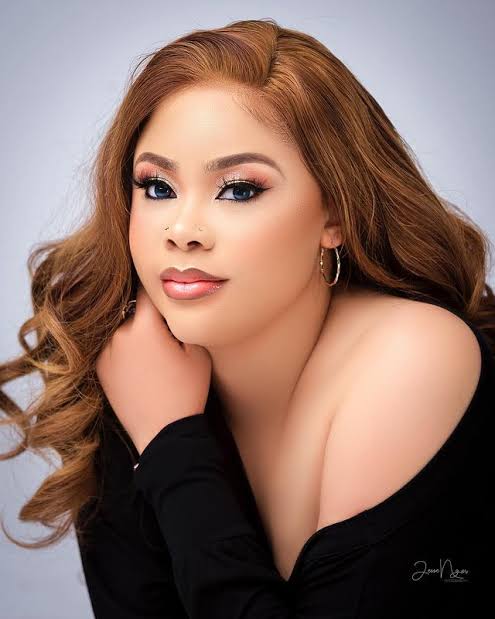 FFK was among those who fanned the tribal war against the Igbo during #NigeriaDecide2023. Surprisingly, his wife, the mother of his 4 handsome sons, Precious Chikwendu Fani-Kayode is a beauty pageant titleholder from Etti-Nanka, Anambra State.

So sad.