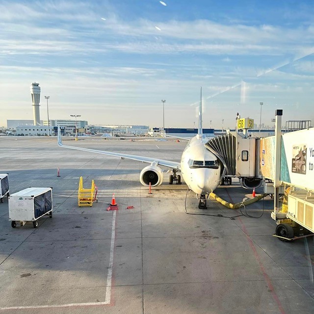 TeamThreePoint's tweet photo. Loren has boarded his flight and is on his way to the @MortgageProsCan #Ottawa #MortgageSymposium ✈ >>> he can't wait to see you there, so stop by the trade show and say hi!

#InvestLendGrow #uDrive #MIC #AlternativeLender  #mortgageproscan #mortgageagent #mortgagebrokers https://t.co/vGbNyrphR6