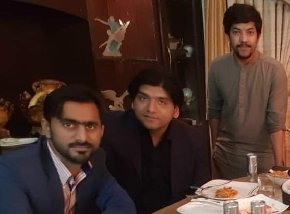 draffanqaiser's tweet photo. صدیق جان بھاٸ ہے٬ بے ضرر ترین انسان ہیں۔گرفتاری کی شدید مذمت کرتا ہوں۔

@SdqJaan https://t.co/ETK4FSBvlG