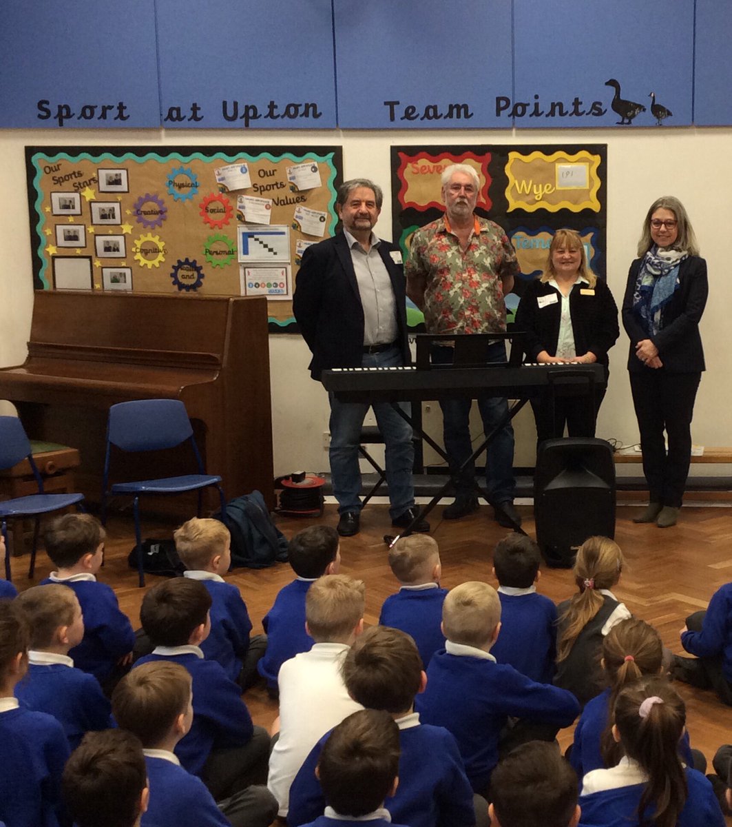 Thank you to the @uptonblues for presenting us with a new keyboard and speaker #teamworking #uptonuponsevern #music