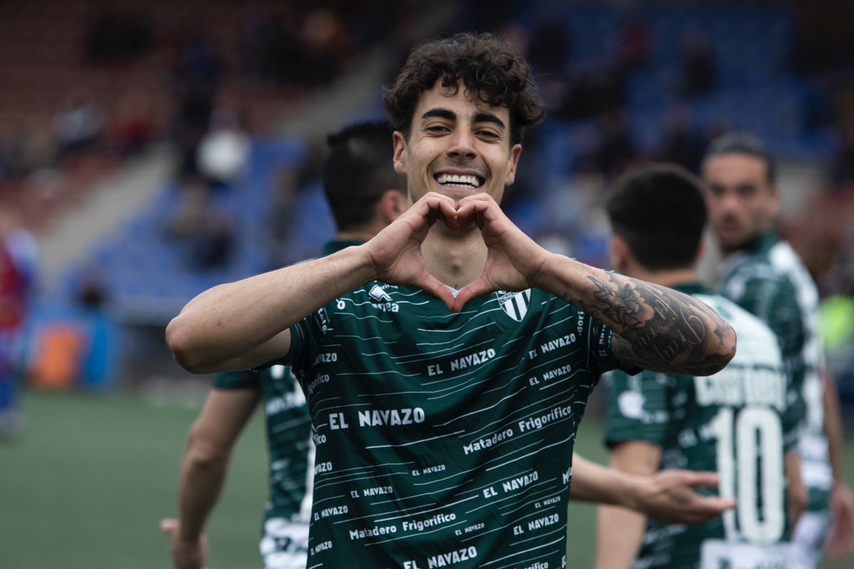 AlexCaramelo11's tweet photo. ⚽️🥅❤️🫣 https://t.co/Rd6Hg1Mx1y