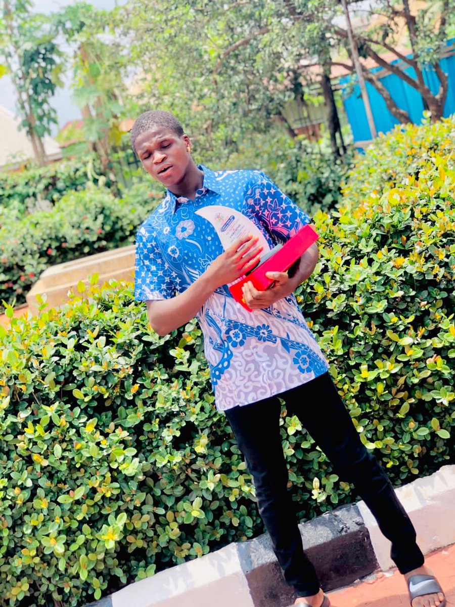 ModestyJrn's tweet image. Sucsse is the greatest thing I want to meet