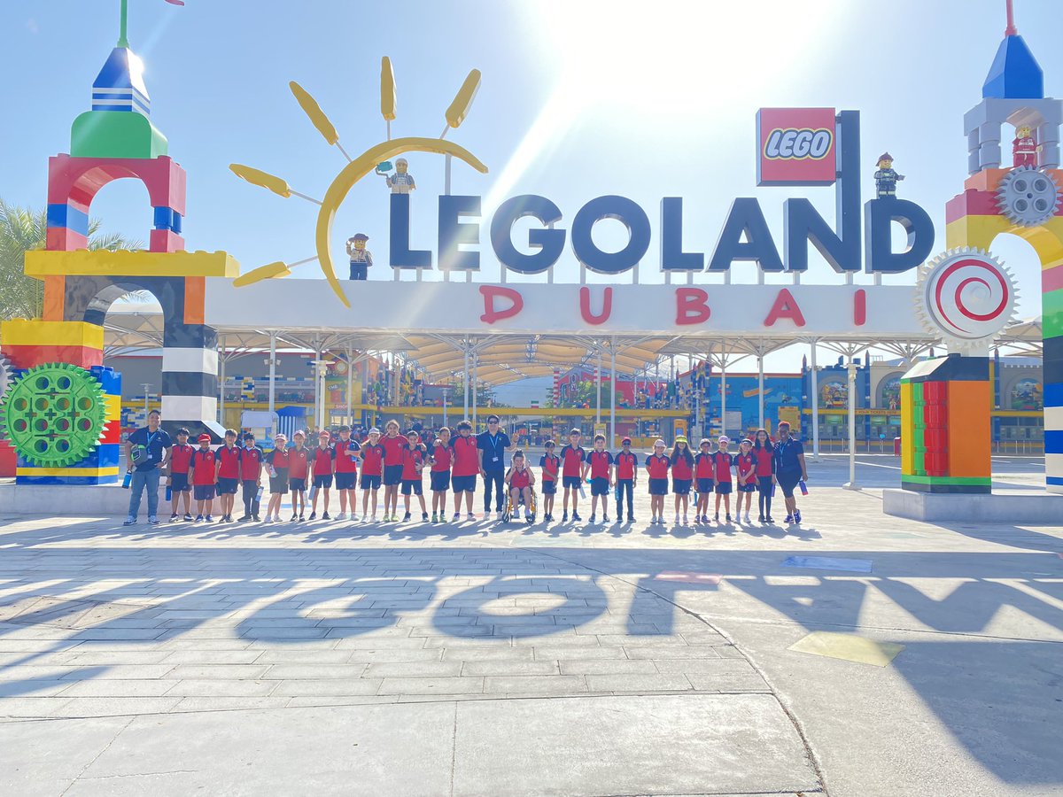 TeachMoChill tweet media