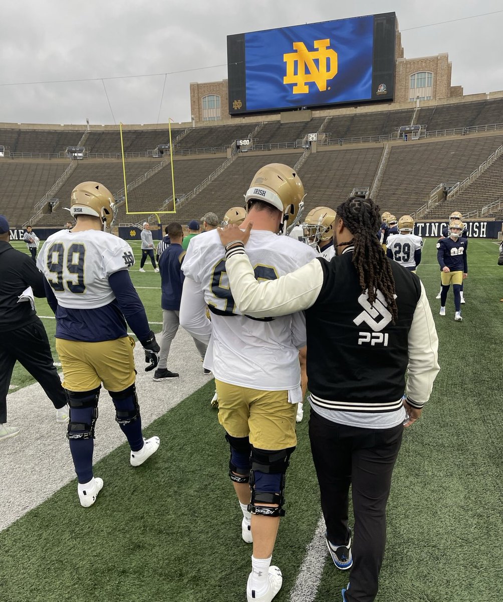 Happy Birthday <a href="/Ehrensberger_/">Alexander Ehrensberger</a> you are a great example for every kid that is following behind you! I pray god blesses you this year on and off the field as no one is more deserving of success 💯