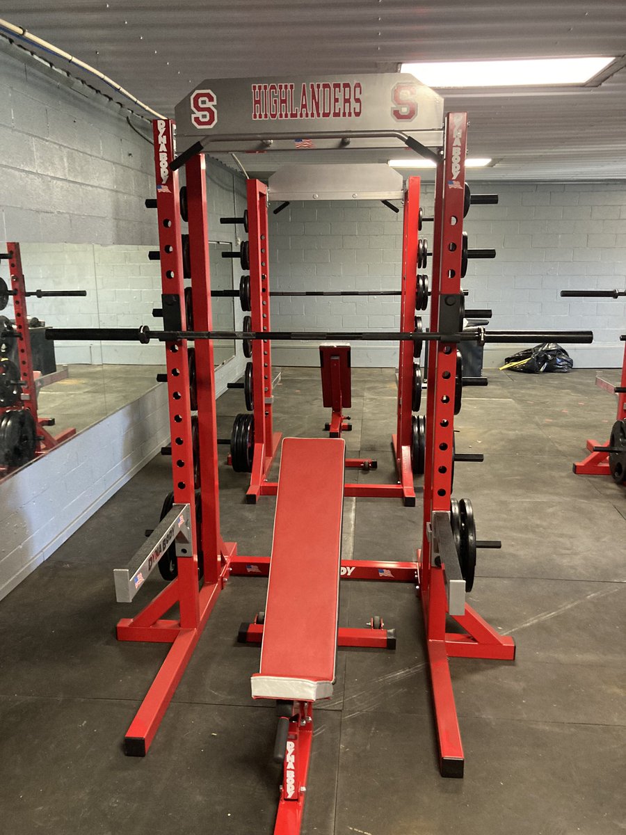 coachwrightBU's tweet photo. The Highlanders just got better today!!!!!! Thank you DYNA Body and everyone that made this possible for our amazing Student Athletes!! #GoScott #LadyHighlanders #Highlanders #JustTheStart            ⚪️🔴🏋️‍♀️🏋️‍♂️🔴⚪️ https://t.co/ep3JS4Wlsa