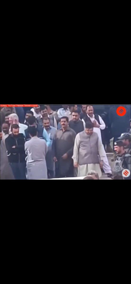 sufisal's tweet photo. Honourable CJ of 🇵🇰 SC, who were these VVIPS, waiting for ⁦@ImranKhanPTI⁩ to enter the court premises ? Even the lawyers &amp; journalists were barred from entering except these “gentlemen “. Are they future lawyers? Are they part of the magistrate’s welcoming committee??? https://t.co/TGDafDhJ5p