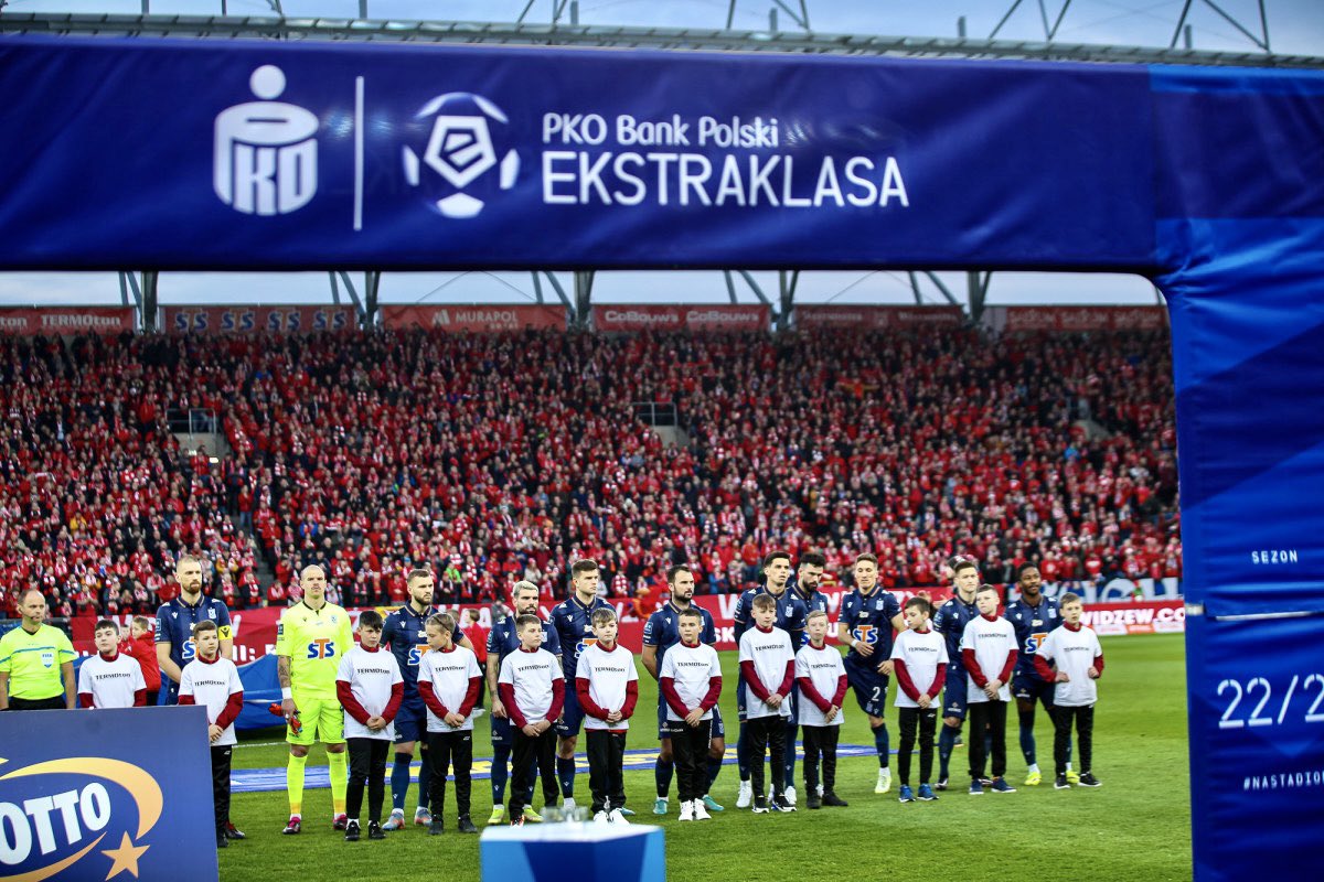 TomLWisniewski's tweet photo. 🎈Happy 101st birthday, 🇵🇱Lech Poznań! 🥳
#101Lecha 🥳😊
@LechPoznan @PolesinUK https://t.co/jrhdbz1xpE