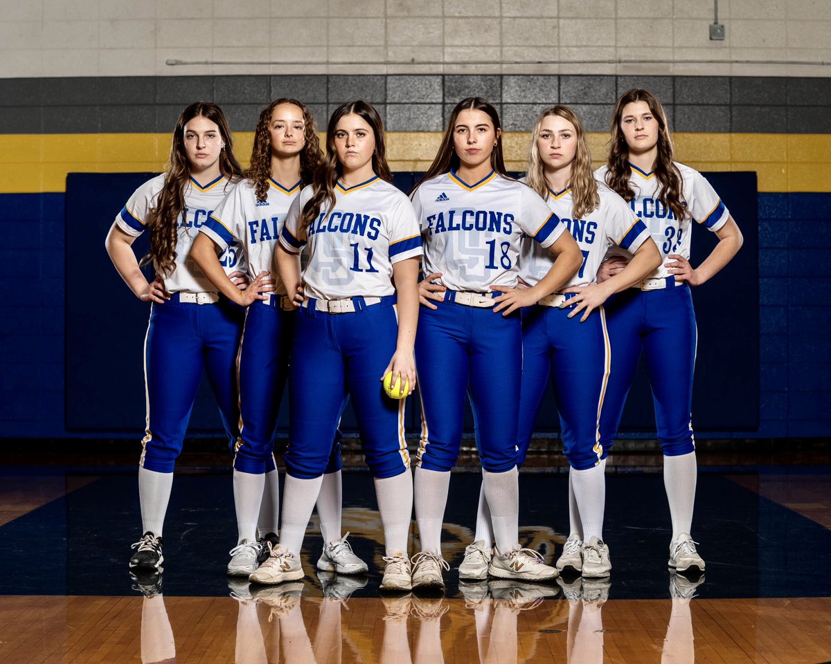Softball_OSHS's tweet photo. The wait is nearly over. 

2023 season, we're ready! 

#EarnIt https://t.co/GajtkNcZfw