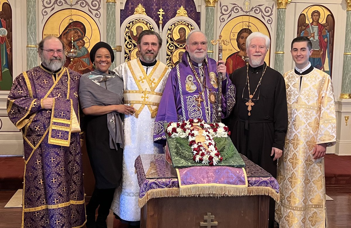 stmarksoca's tweet photo. On the Sunday of the Veneration of the Holy Cross, His Eminence, Archbishop Mark served the Divine Liturgy at St. Mark’s and tonsured Samuel Regen a Reader and ordained Reader Marek Szeliga a Subdeacon.  AXIOS! https://t.co/XGl5eV1Kal