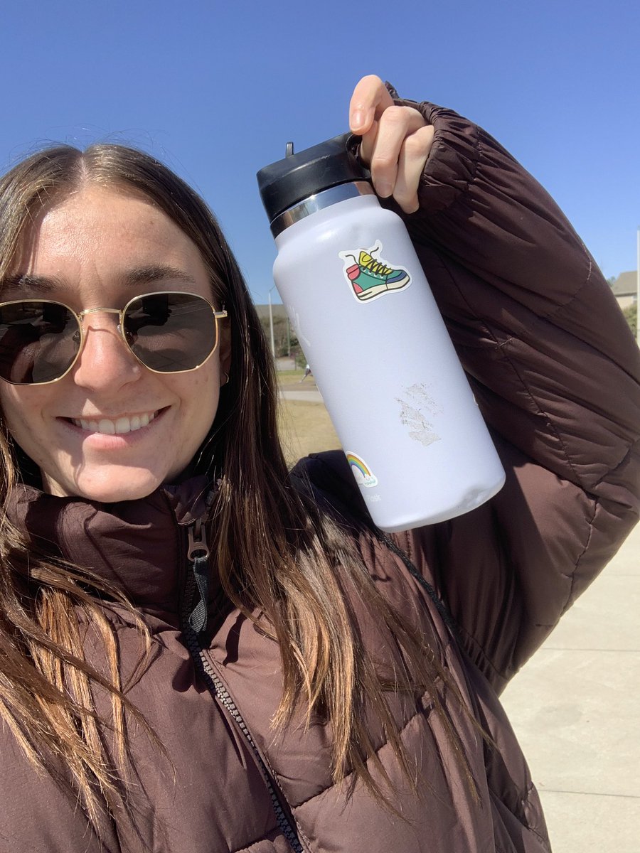 Almost 96 oz in and it’s only 1:45! Couldn’t do it without the cute stickers  from my kiddos. Day 1 of Self Care Countdown <a href="/ms_nlee/">Nicki Lee</a> <a href="/TiffCooper123/">Tiffany Cooper</a> #HCSelfCare