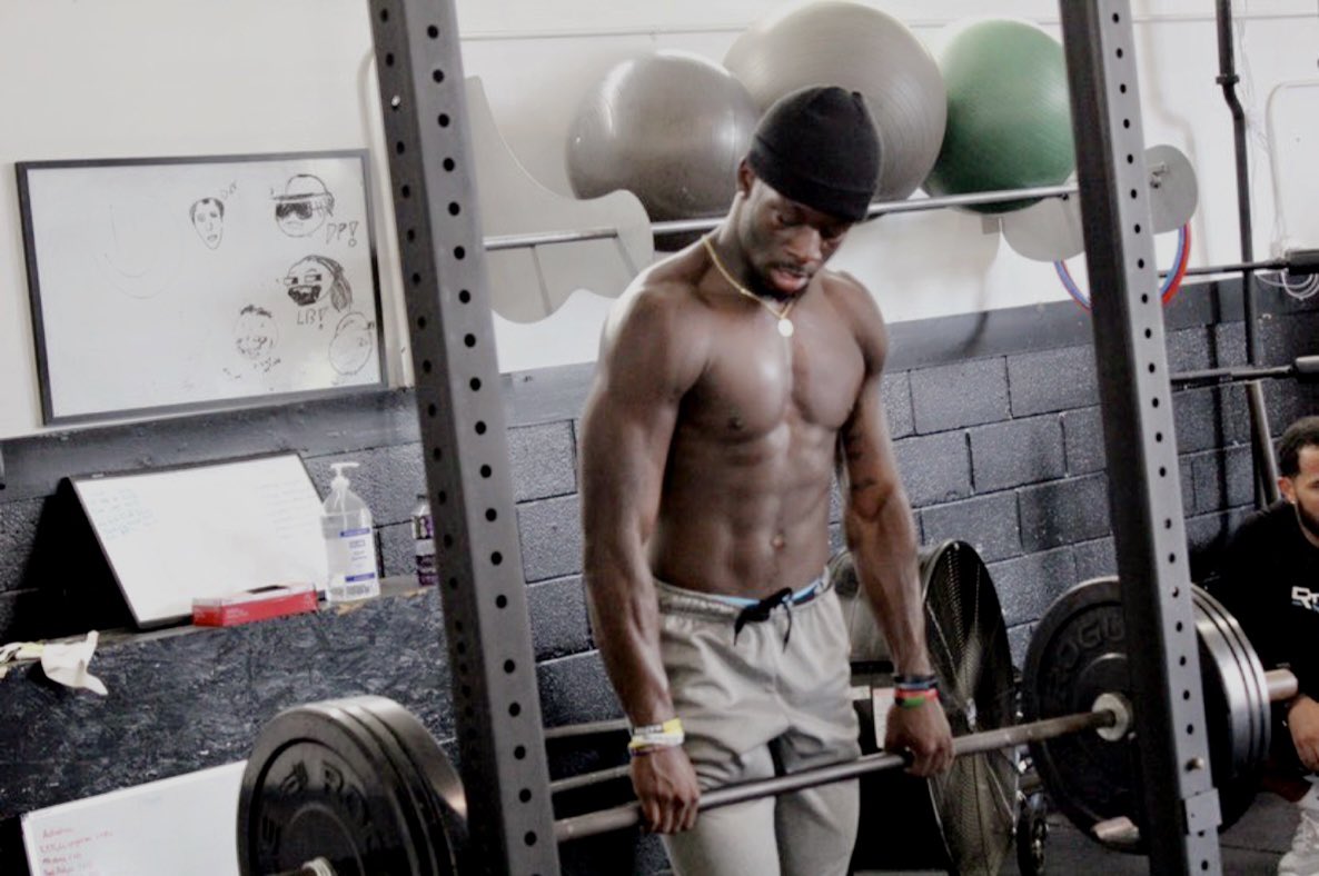 JonesTavarious's tweet photo. Still Available!!!
6’0 192 Safety/Cornerback https://t.co/KBQzijGoOj
