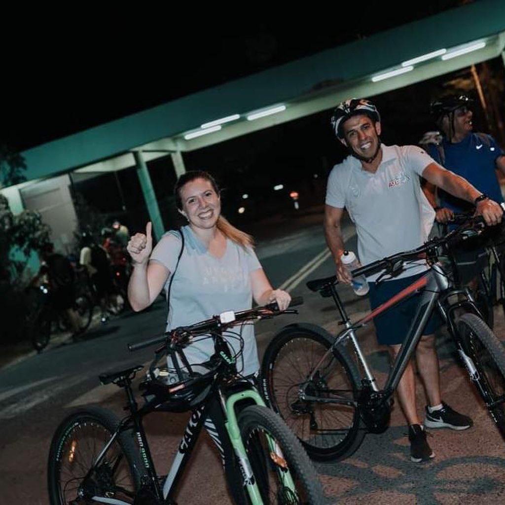 pauliserranopy's tweet photo. BiciSenda SI 🙌🏽🚲 y toda iniciativa que nos acerque a ser una ciudad más sostenible.
Tener un carril seguro para bicis nos da la oportunidad de elegir. Es una OPCIÓN de movilidad y al mismo tiempo un incentivo ♻️ #AmaBici https://t.co/D1IZjJnRgy