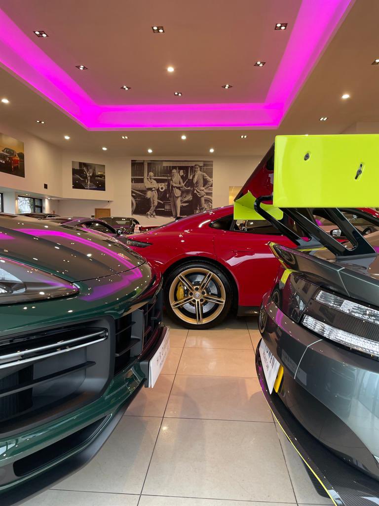 A colourful display 😍🔥….

📲💻📆 Discover more.  Get in touch today.

#HROwenSpecialistCars #HROwen #Cheltenham #supercars #cars #Audi #Bentley #RollsRoyce #Ferrari #AstonMartin #Lamborghini #Mercedes #Maserati #Jaguar #Porsche #BMW #RangeRover