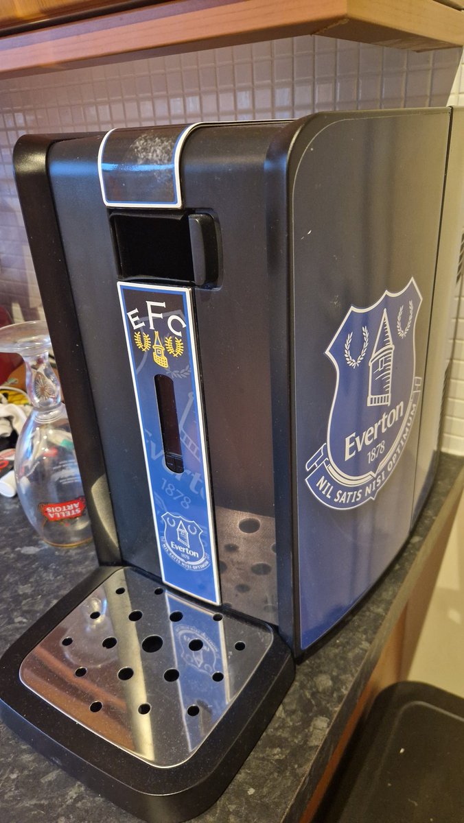 Selling my PD machine with #Everton skin looking for £100 ono plus postage comes with original box.